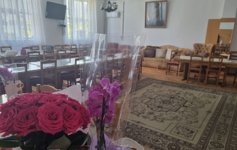 Cum s-a boicotat prima zi de școală la un liceu de top din București: clase pustii, profesori revoltați și elevi care s-au întâlnit pentru a merge la suc
