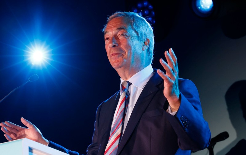 Nigel Farage ar putea ajunge premierul Marii Britanii după dezastrul conservatorilor la locale, avertizează specialiștii
