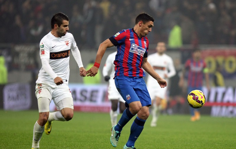 Biletele pentru derby-ul Steaua - Dinamo sunt disponibile de azi la casele de la Arena Naţională