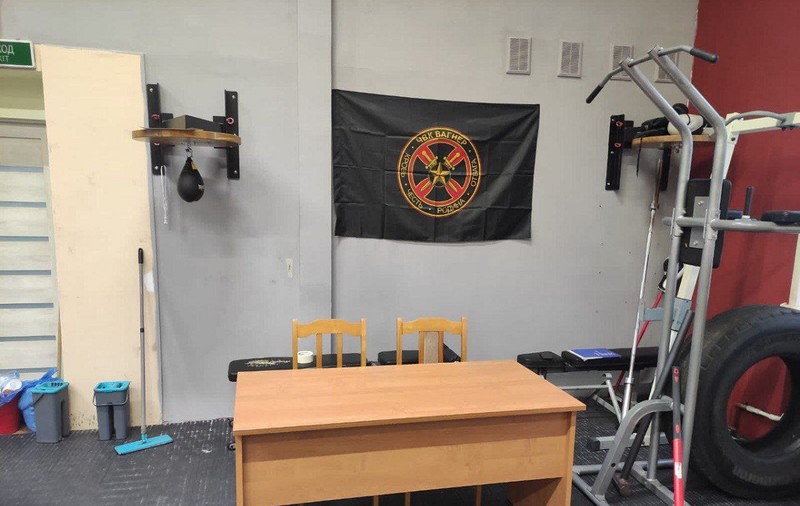 Evgeni Prigojin rămâne fără soldați și recrutează mercenari pentru grupul Wagner în sălile de fitness din Rusia