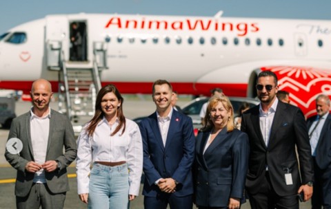 Cazul Halep – AnimaWings. Ambasadoarea Simona Halep poate nu e vinovată că a semnat, dar devine complice dacă tace!