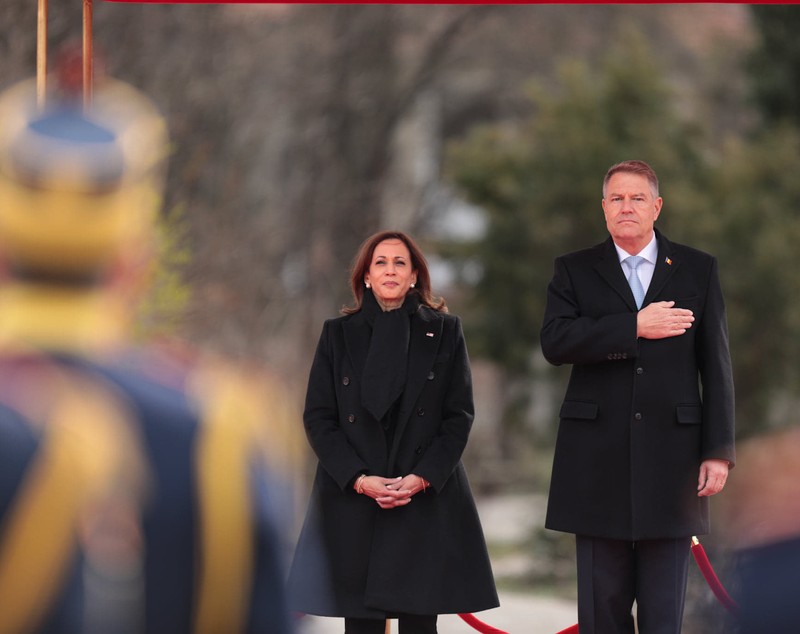 Kamala Harris, vicepreședinta SUA, mesaj pentru români: „Am văzut cum ați primit refugiați și știm greutățile pe care le întâmpinați. Ați arătat așa mult curaj”