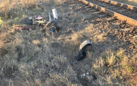 Doi adolescenți de 15 și 16 ani și-au pierdut viața în Harghita, după ce motocicleta pe care se aflau a fost izbită de tren