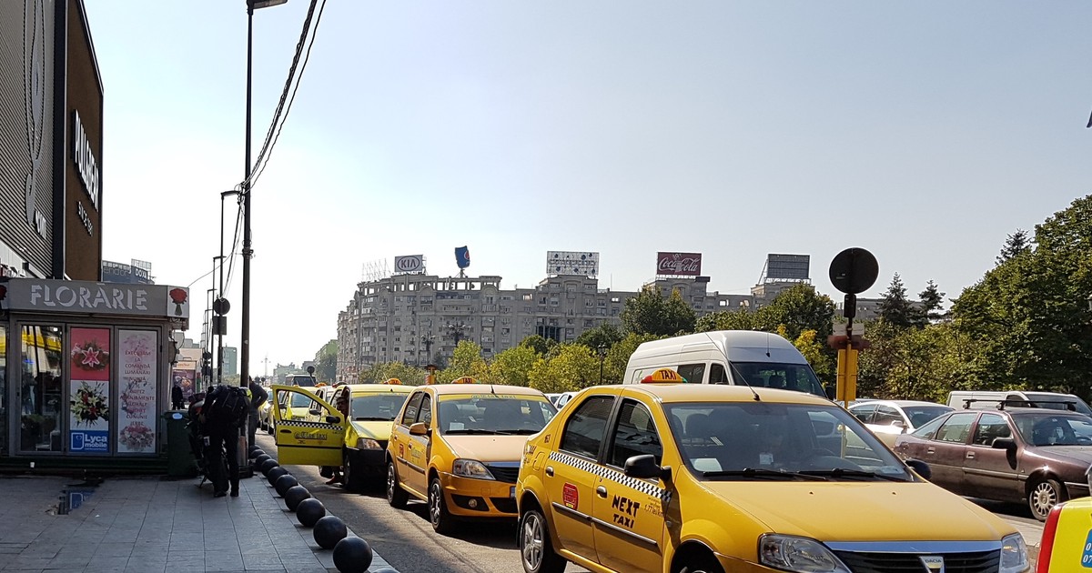 Taximetriștii au majorat tarifele. Prețul minim va fi de 1.69 lei/km
