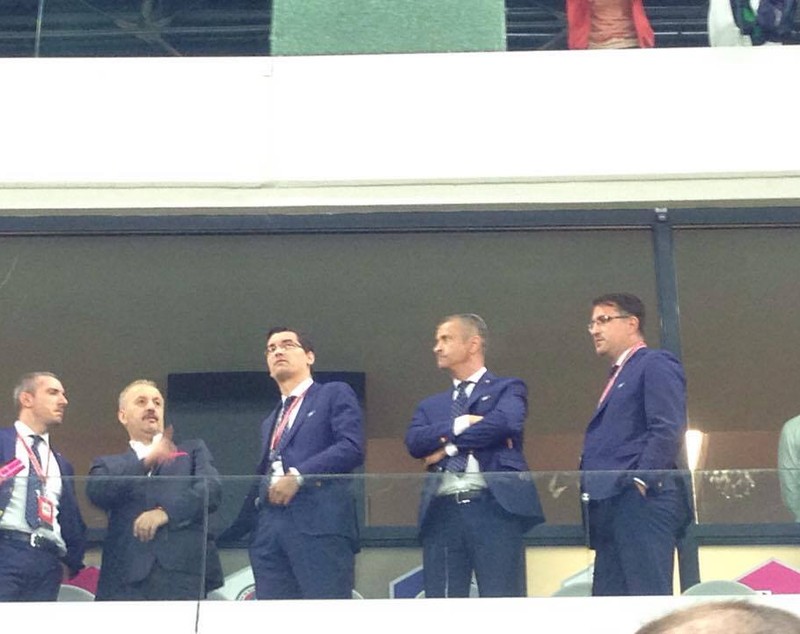 România - Muntenegru 1-1. Șefii FRF au rămas uluiți în tribună, la final. Venit nechemat la interviuri, Burleanu a văzut alt meci / GALERIE FOTO