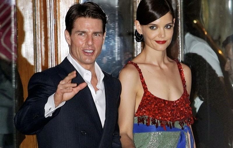 Dragoste fără vârstă: Tom Cruise şi Katie Holmes (V)