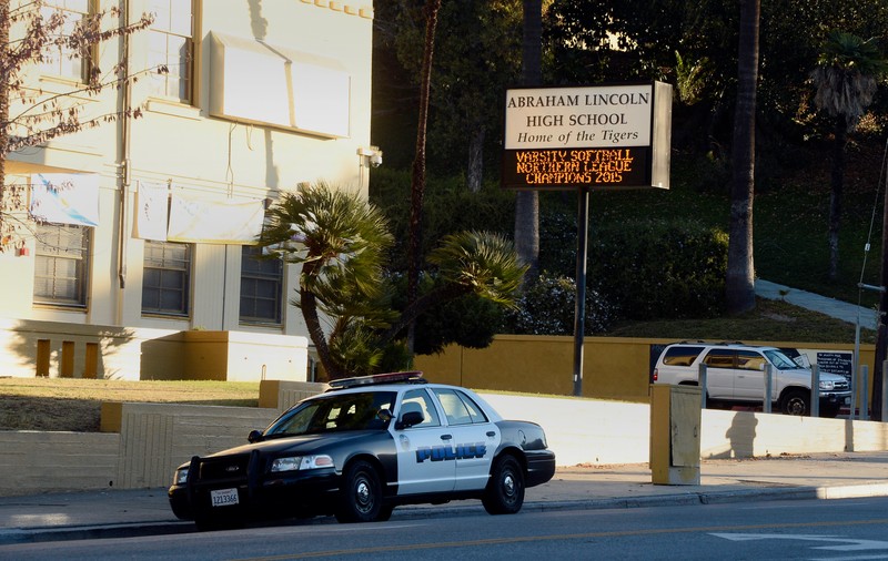 Măsuri sporite de securitate în Los Angeles, în urma unor informații privind o amenințare teroristă