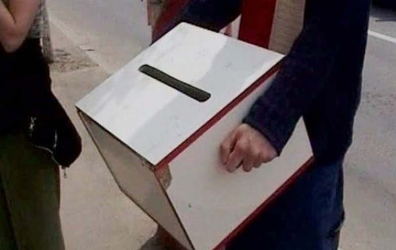 Bolnavii de coronavirus vor putea cere urna mobilă pentru a vota la la alegerile locale