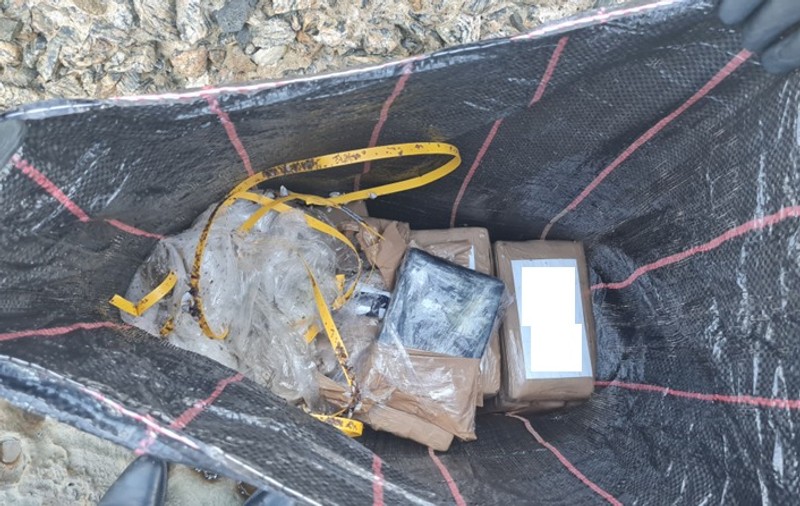 Pachete cu 124 de kilograme de cocaină au fost aduse de ape pe plajele de lângă Sydney: „Nu le luați acasă, riscați 25 de ani de închisoare”