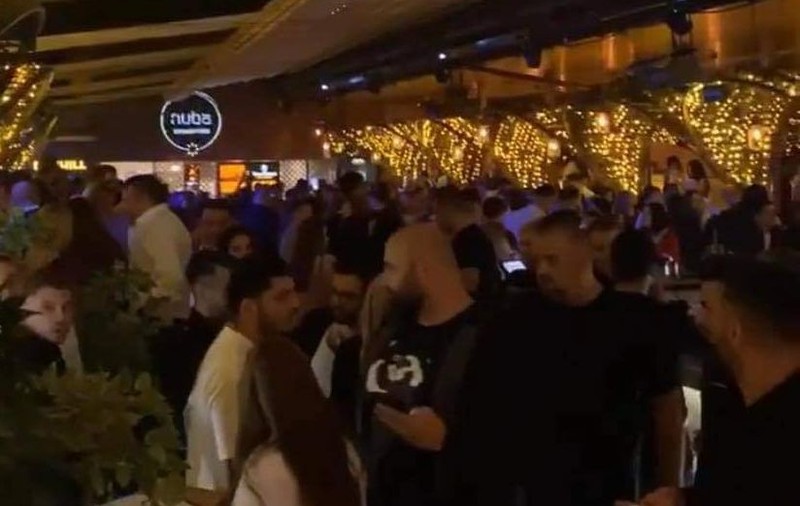 Patronii de restaurante,  deranjați că ei au fost închiși, dar “la Nuba e puhoi de lume, iată imaginile!”