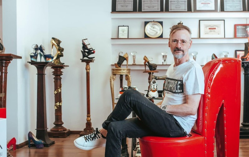 Mihai Albu iubește din nou, după divorțul de Iulia Albu. „Îi voi da soției numele meu de familie”