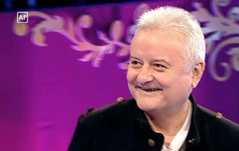 Irinel Columbeanu, cerut în căsătorie în emisiunea lui Negru! Vezi ce răspuns i-a dat superbei blonde!