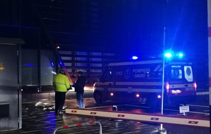 Un angajat al companiei Nokia s-a aruncat de la etajul 5 al clădirii în care lucra de 15 ani