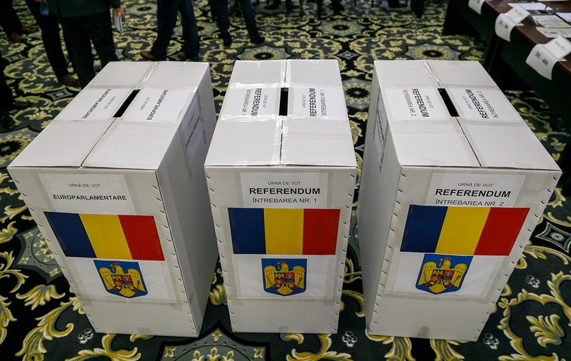 Cum se mobilizează românii din străinătate pentru votul de duminică: șoferi voluntari pentru a-i ajuta pe cei care vor să meargă la secțiile de votare