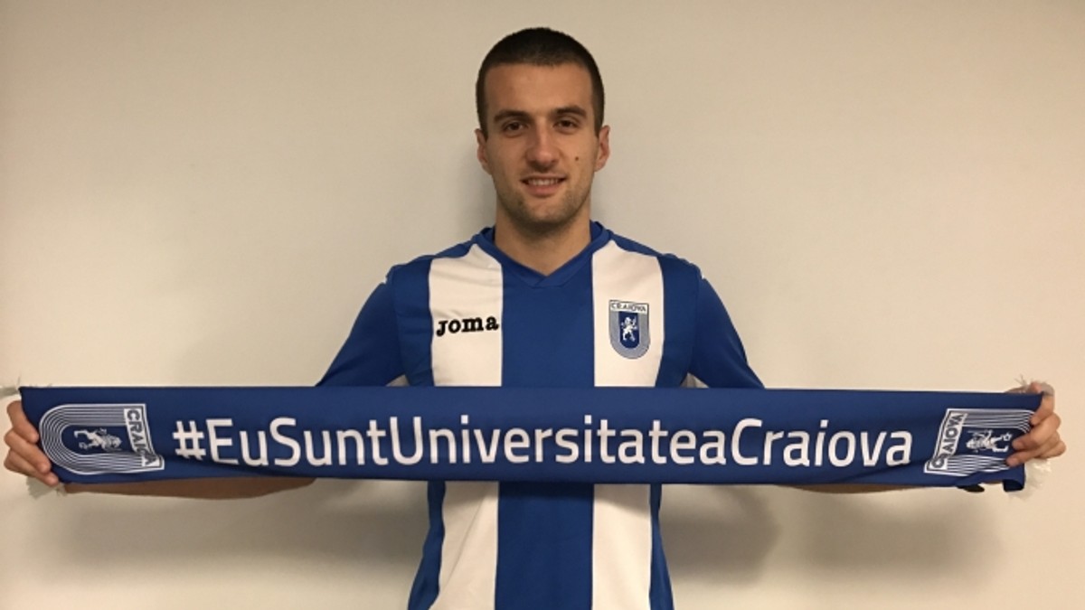 Atacantul croat Filip Jazvic a semnat pentru CS U Craiova și s-a fotografiat în echipamentul formației din Bănie