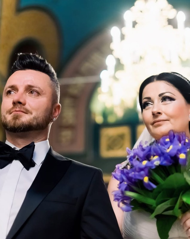 Gabriela Cristea, dezvăluiri la 7 ani de la nunta cu Tavi Clonda: „600 de sarmale, o rochie abandonată pentru un maiou și pantaloni scurți”