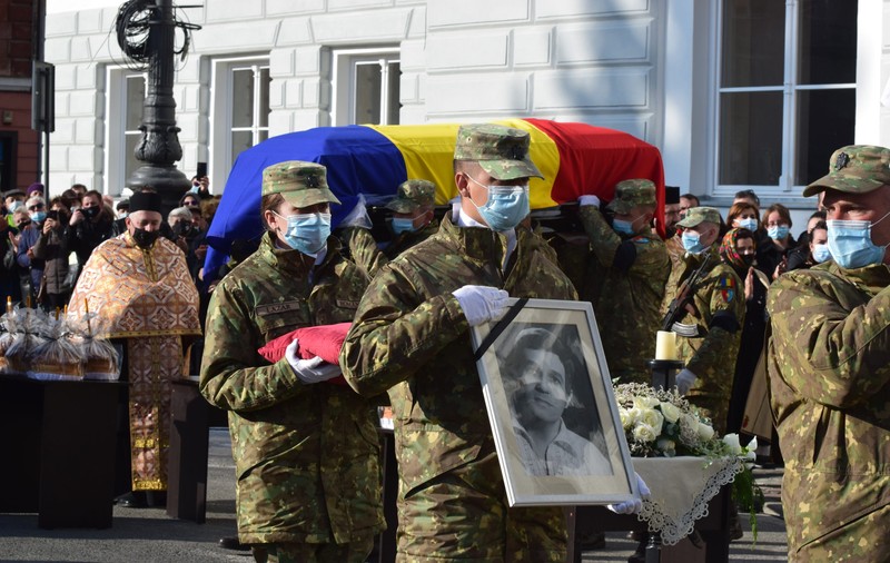 Benone Sinulescu, înmormântat la Arad, cu onoruri militare