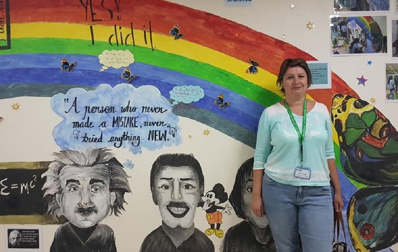 Cum a ajuns o româncă să fie nominalizată la „Oscarul profesorilor”. Mirela Tanc predă literatura folosind jocurile Minecraft și Fortnite