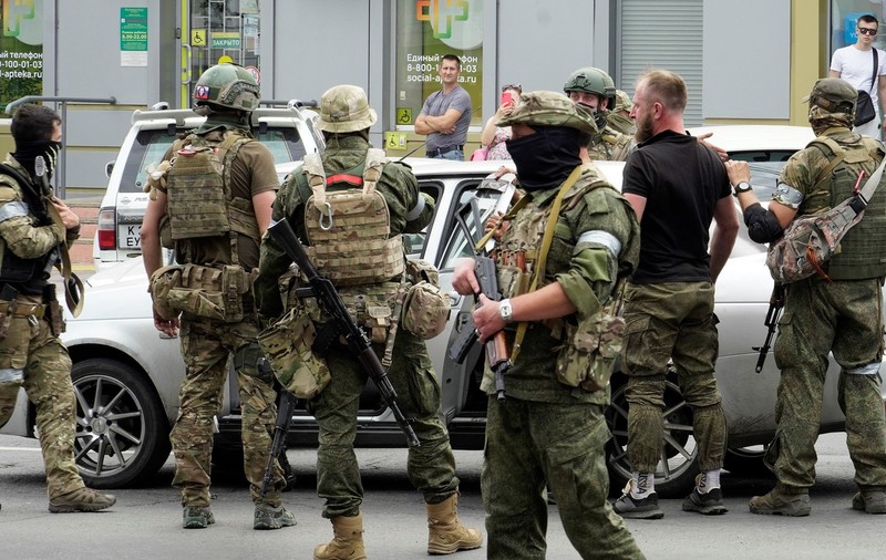 Evgheni Prigojin spune că a capturat cartierul general din Rostov „fără să se tragă un foc de armă”. „De ce ne susține țara? Pentru că mărşăluim pentru dreptate”