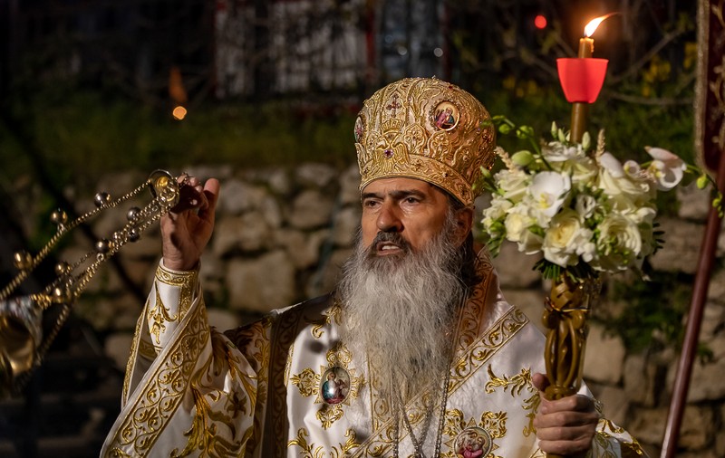 ÎPS Teodosie a primit o „dojană scrisă” după judecata de la Sfântul Sinod pentru „actele sale de răzvrătire”. Sancțiune și pentru Bănescu