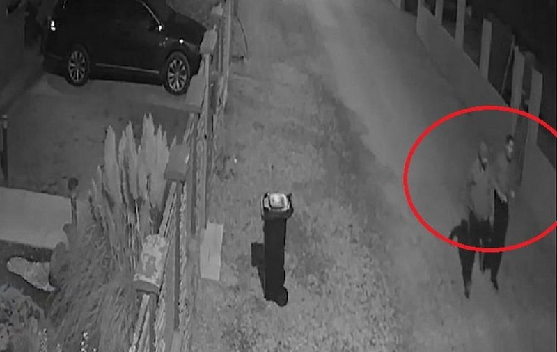 Locuitorii unui cartier din Oradea au înființat patrule civile pentru a prinde hoții care terorizează zona