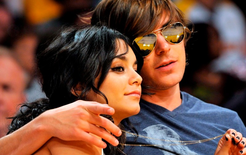 Vanessa Hudgens şi Zac Efron s-au logodit?