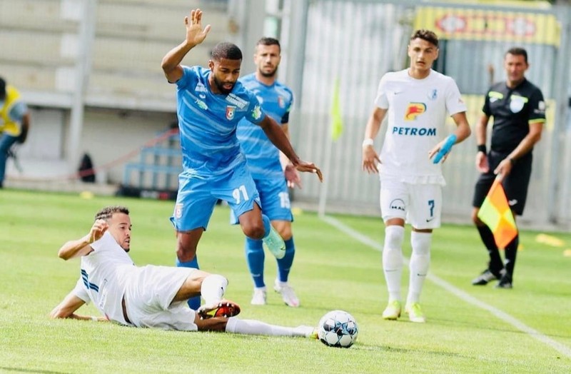 Extrema, dreapta și stânga, vrea să strălucească în primăvară în Liga 1, după doar trei meciuri în prima parte a sezonului