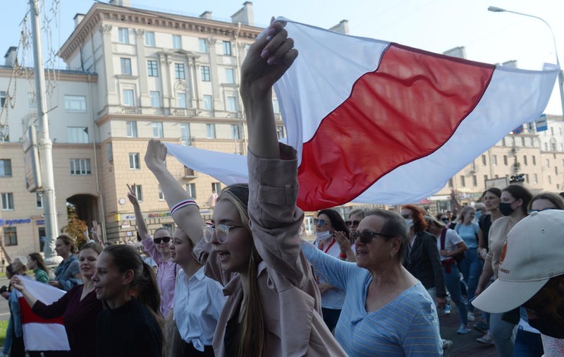 Jurnaliști condamnați la închisoare în Belarus pentru participare la proteste neautorizate