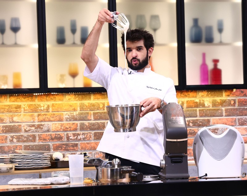 „Chefi la cuțite” 9 martie 2026. Chef Richard oferă primul cuțit de aur al sezonului 17