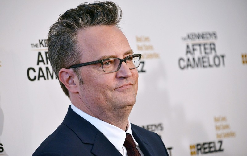 Matthew Perry, cunoscut pentru rolul din serialul „Friends”, a murit la 54 de ani