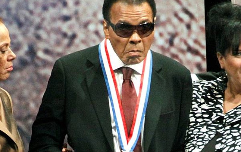 Muhammad Ali trece prin momente critice