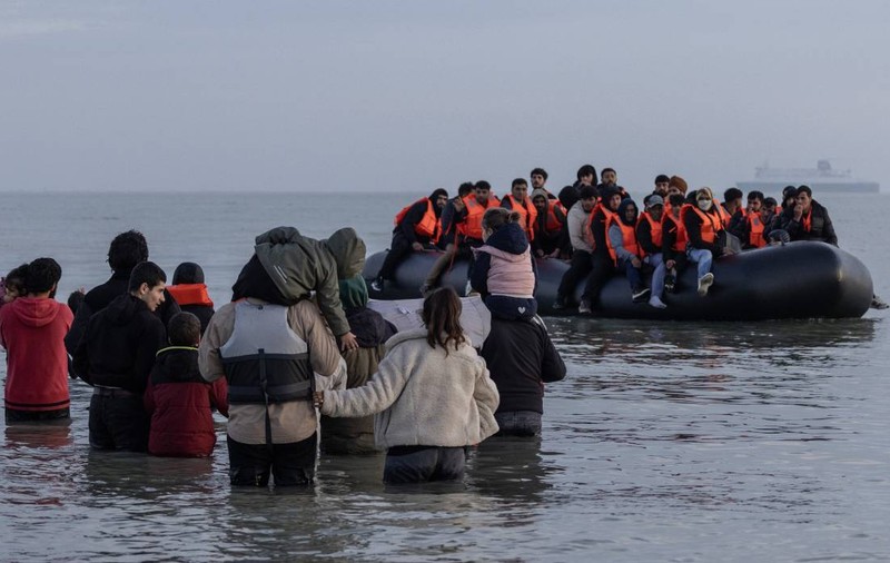 Metoda concepută de grupările albaneze pentru a aduce imigranți într-o țară europeană. Oameni nevinovați, implicați fără știre