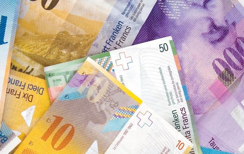 Adio creditelor în franci elveţieni?