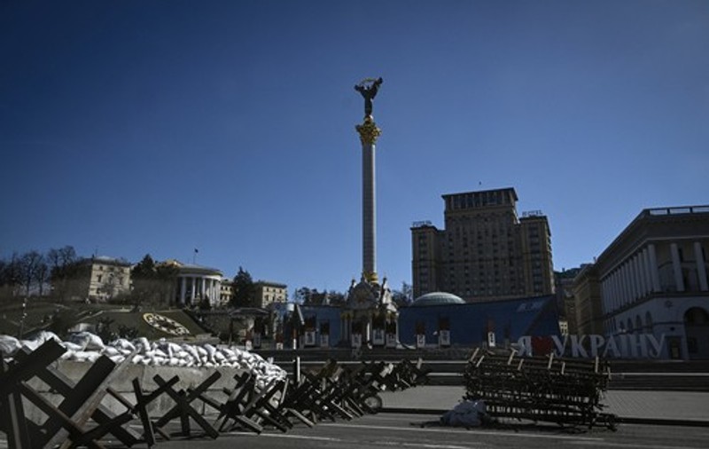 Oamenii din Kiev, îndemnați să rămână în adăposturi în noaptea de Înviere. Apelul primarului Vitali Klitschko
