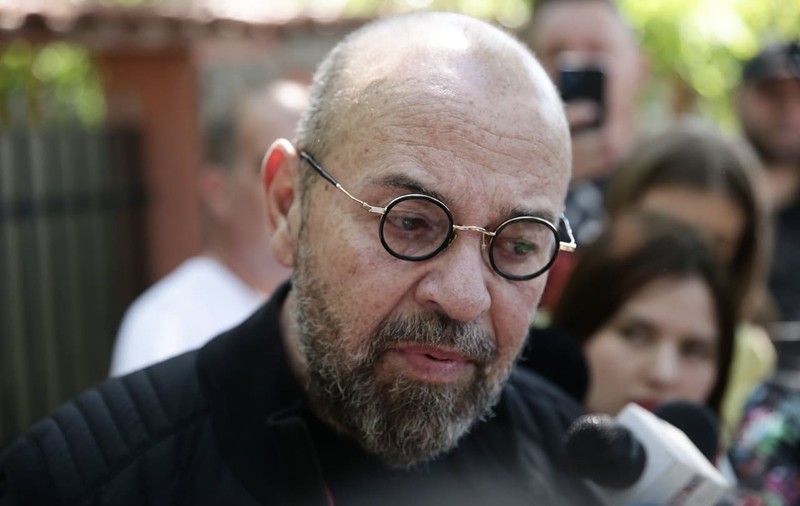 HotNews: Soțul purtătoarei de cuvânt a Primăriei Sectorului 5, contracte de 15 milioane de lei cu instituția condusă de Piedone