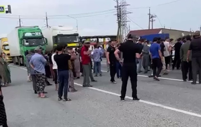 Furie împotriva mobilizării în Rusia: protestatarii au blocat o autostradă în Daghestan, demonstrații și în Cecenia