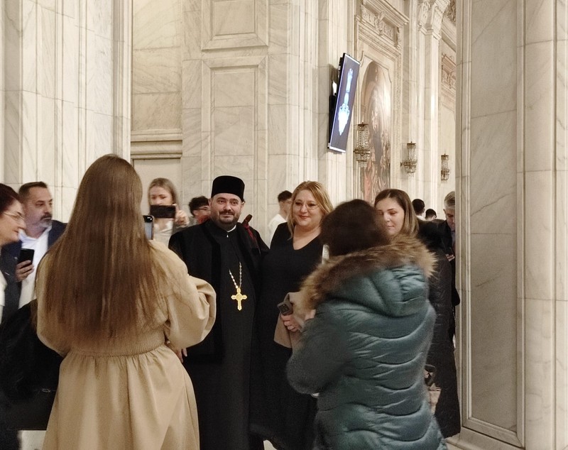 Noul Parlament începe cu circ: de la declarații bizare la fuga de ochii lumii. Ce nu s-a văzut la TV REPORTAJ