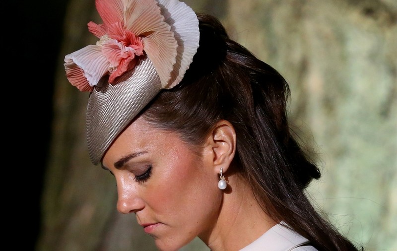KATE MIDDLETON ŞI PRINŢUL WILLIAM, la CUŢITE. DUCESA de CAMBRIDGE l-a PĂRĂSIT