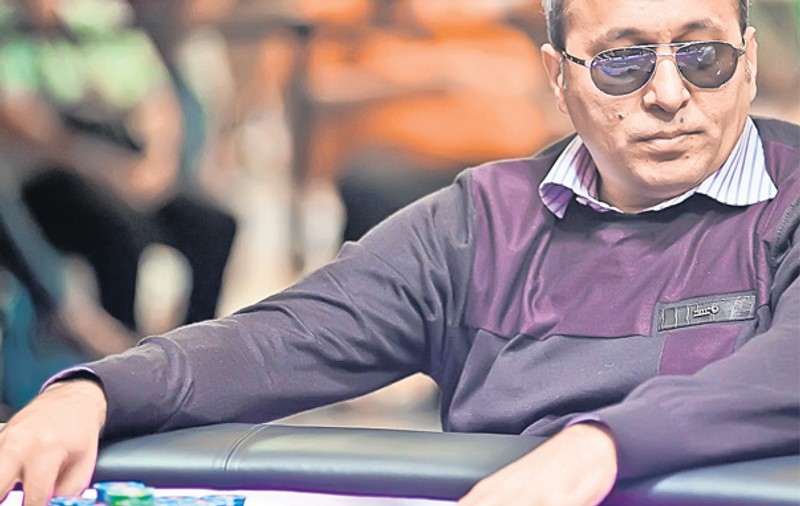 Anton, milionarul din poker, s-a sfătuit cu prietenul Victor Piţurcă şi va investi în echipa Dunărea Călăraşi, din Liga a III-a