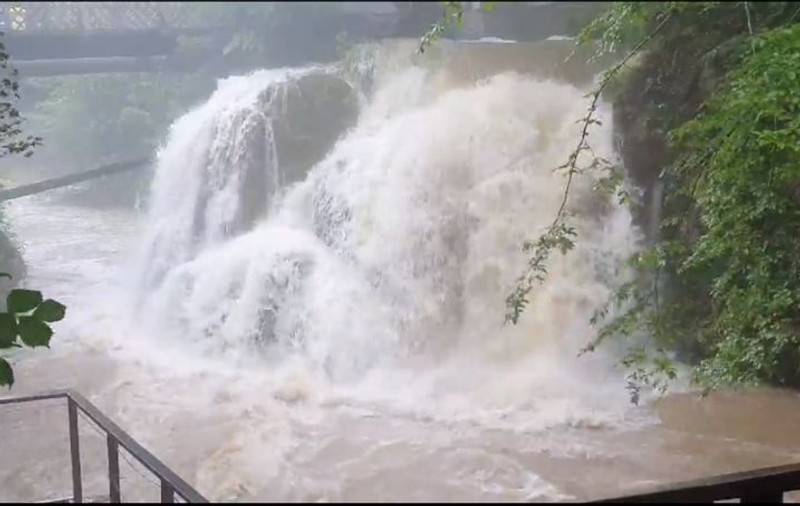 Cascada Bigăr din Caraş-Severin, în pericol din cauza viiturilor