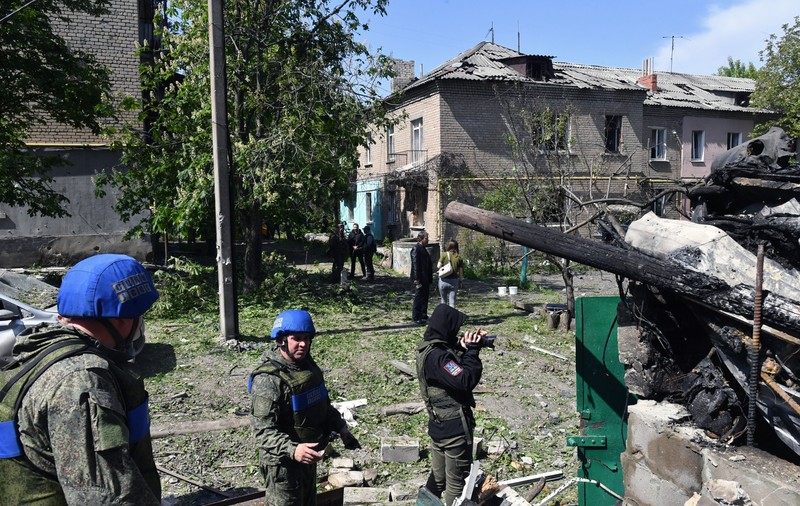 Rusia susține că Ucraina a folosit, pentru prima dată, rachetele britanice Storm Shadow pentru a ataca Luhanskul și că a vizat „ținte civile"