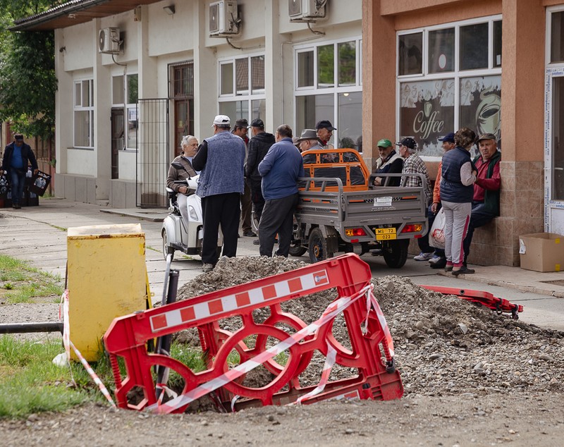 Poliţia Română l-a căutat pe Gânj mai tânăr, mai târziu şi cu 10 cm mai înalt. Ministerul de Interne evită să spună dacă recompensa de 5.000 de euro mai e valabilă