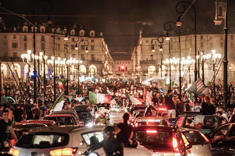 La Torino traficul a fost paralizat. Foto: EPA-EFE/JESSICA PASQUALON