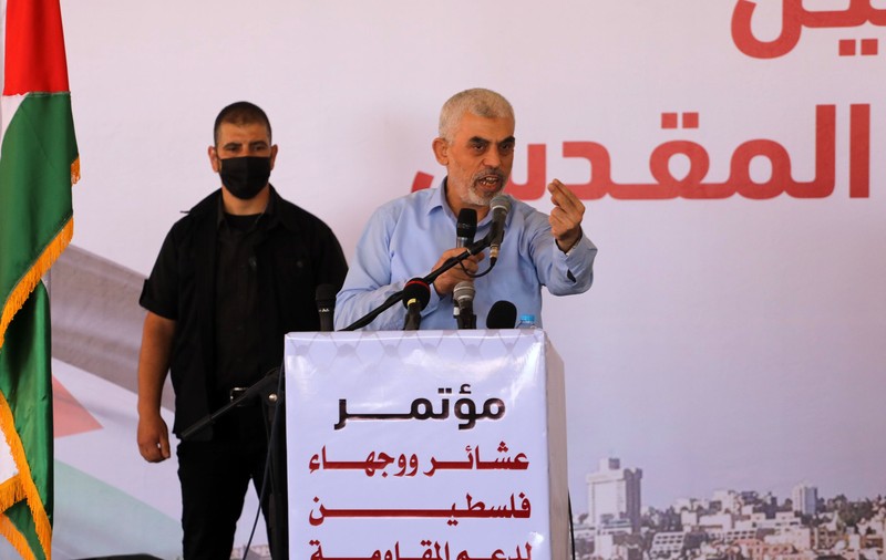 Cum ia legătura Yahya Sinwar, liderul Hamas, cu aghiotanții săi: „Comunică prin bilete de mână ascunse în pâine”