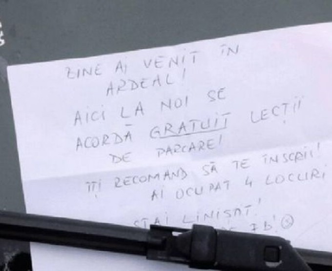 Mesajul unui brașovean către un șofer din Prahova care a parcat pe patru locuri