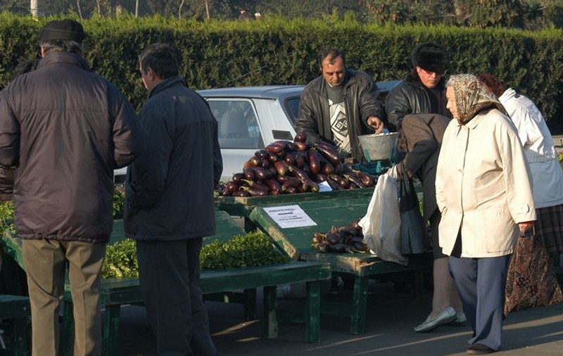 Șapte piețe volante în Capitală, la final de septembrie