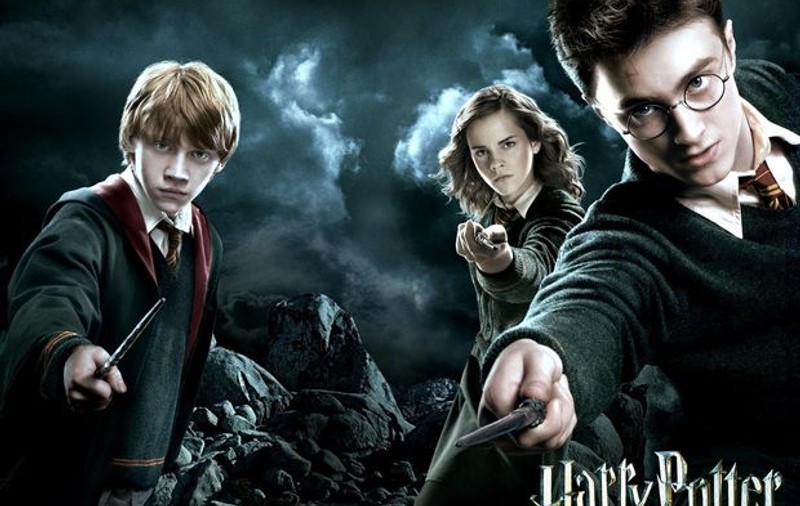 Personajul Harry Potter împlinește 20 de ani. Șapte volume au fost publicate între 1997 și 2007