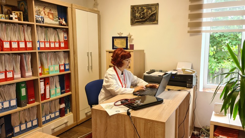 Dr. Oana Miron