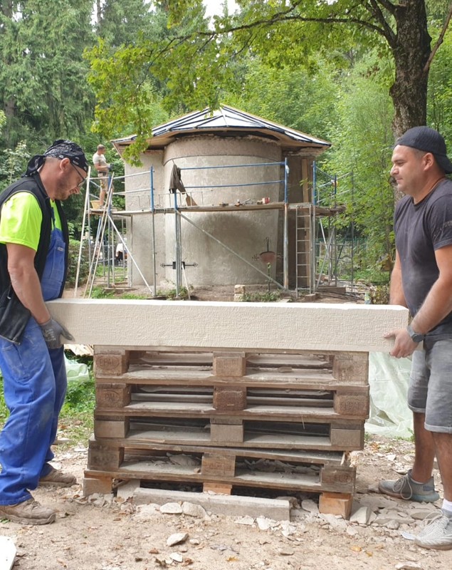 Povestea proiectului „Adoptă o casă la Roșia Montană”. Oamenii care dau o nouă viață clădirilor vechi de sute de ani