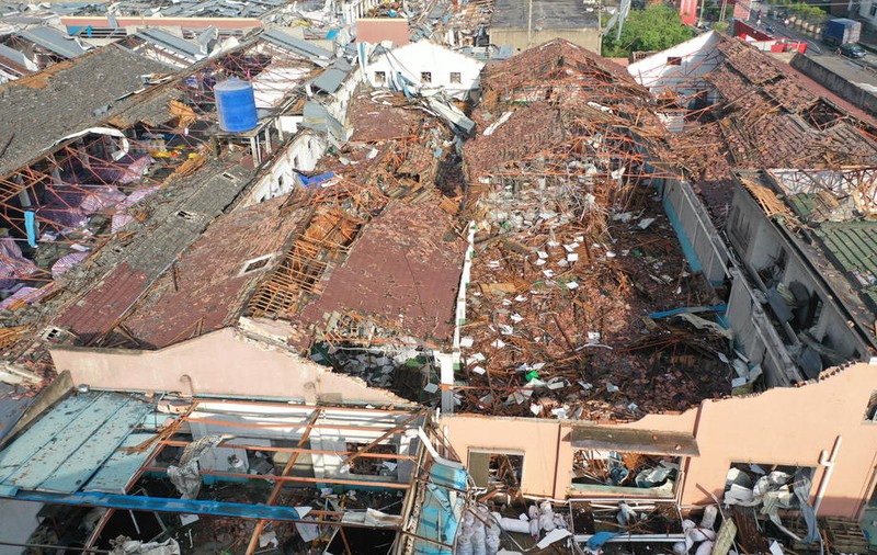 Două tornade violente au lovit China. Autoritățile au raportat cel puțin 12 morți și sute de răniți